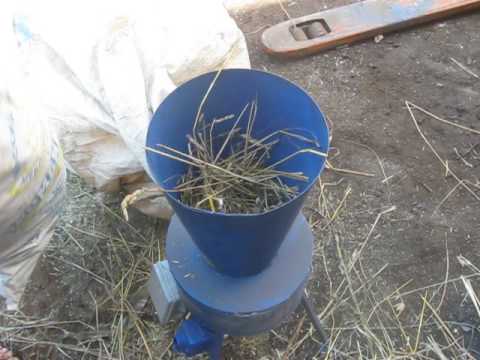 Гранулятор для сена. Измельчитель травы Кубанец-300т3м. Измельчитель сена, соломы, травы кр-02. Соломорезка. Траворезка мельница 220в. Сенорезка,соломорезка,траворезка,измельчитель.