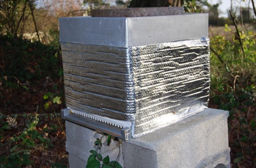 Утепление улей изолоном