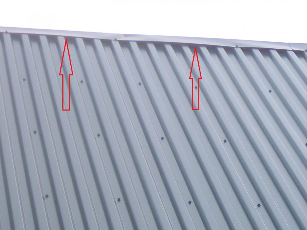 Как правильно крепить металлопрофиль на крыше саморезами фото
